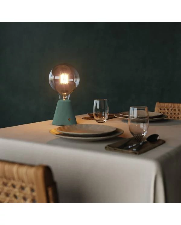 Tragbare, wiederaufladbare LED Leuchte Cabless01 mit Globe Glühbirne G125