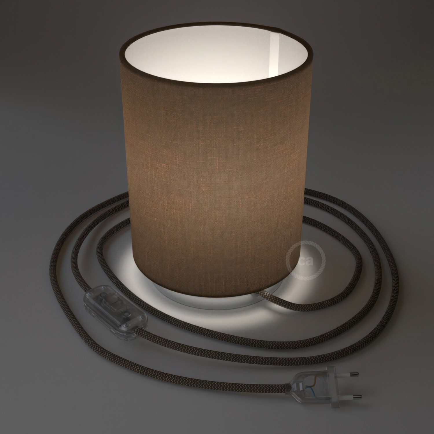Posaluce aus Metall mit Lampenschirm Cilindro Camelot Braun, komplett mit Textilkabel, Schalter und 2-poligem Stecker