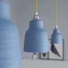 Pendelleuchte inklusive Glühbirne, Textilkabel, vasenförmigem Lampenschirm aus Keramik und Metall-Zubehör - Made in Italy