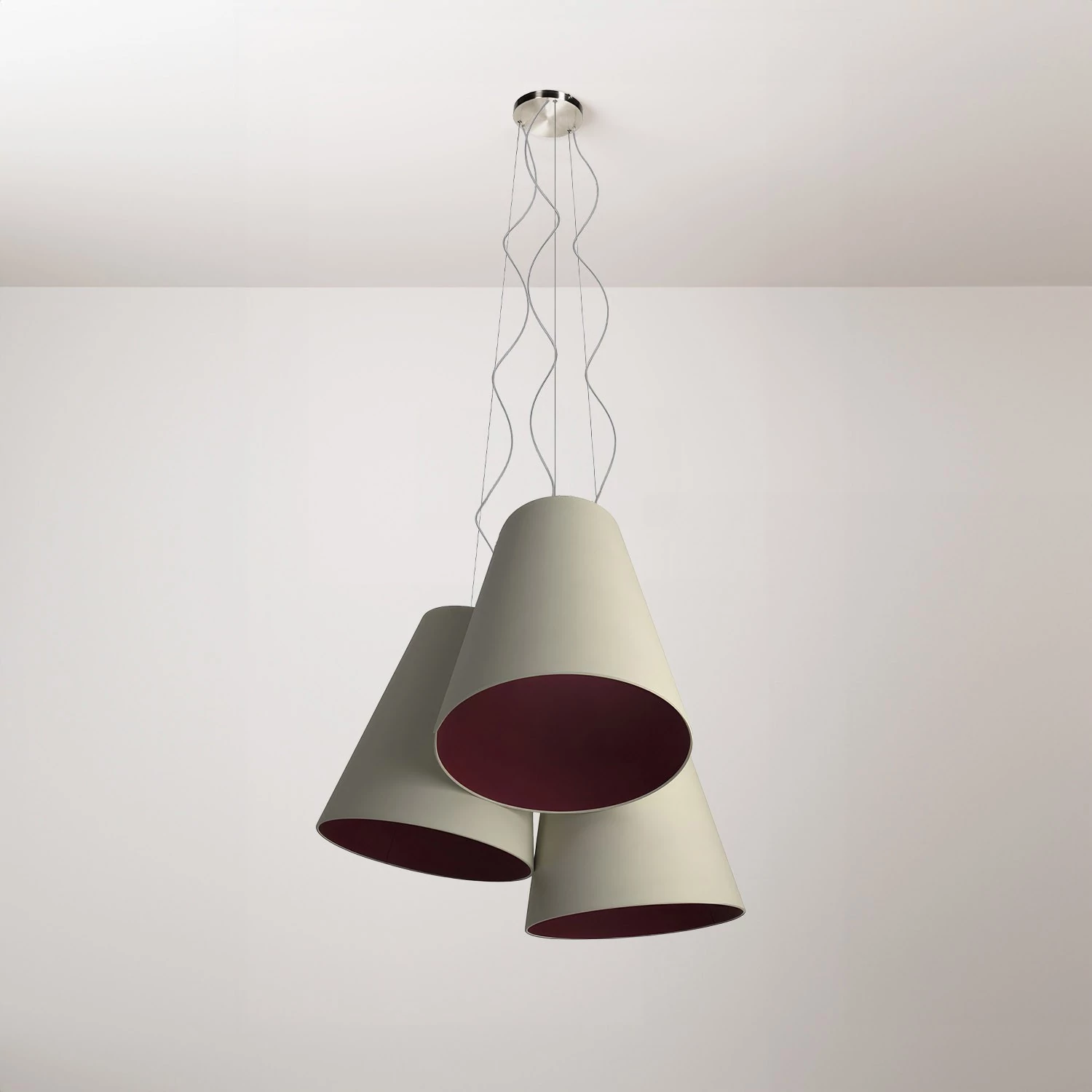Dreiteiliger Kronleuchter mit zweifarbigen Kegel-Schirmen - Made in Italy - Hellbraun - Bordeaux