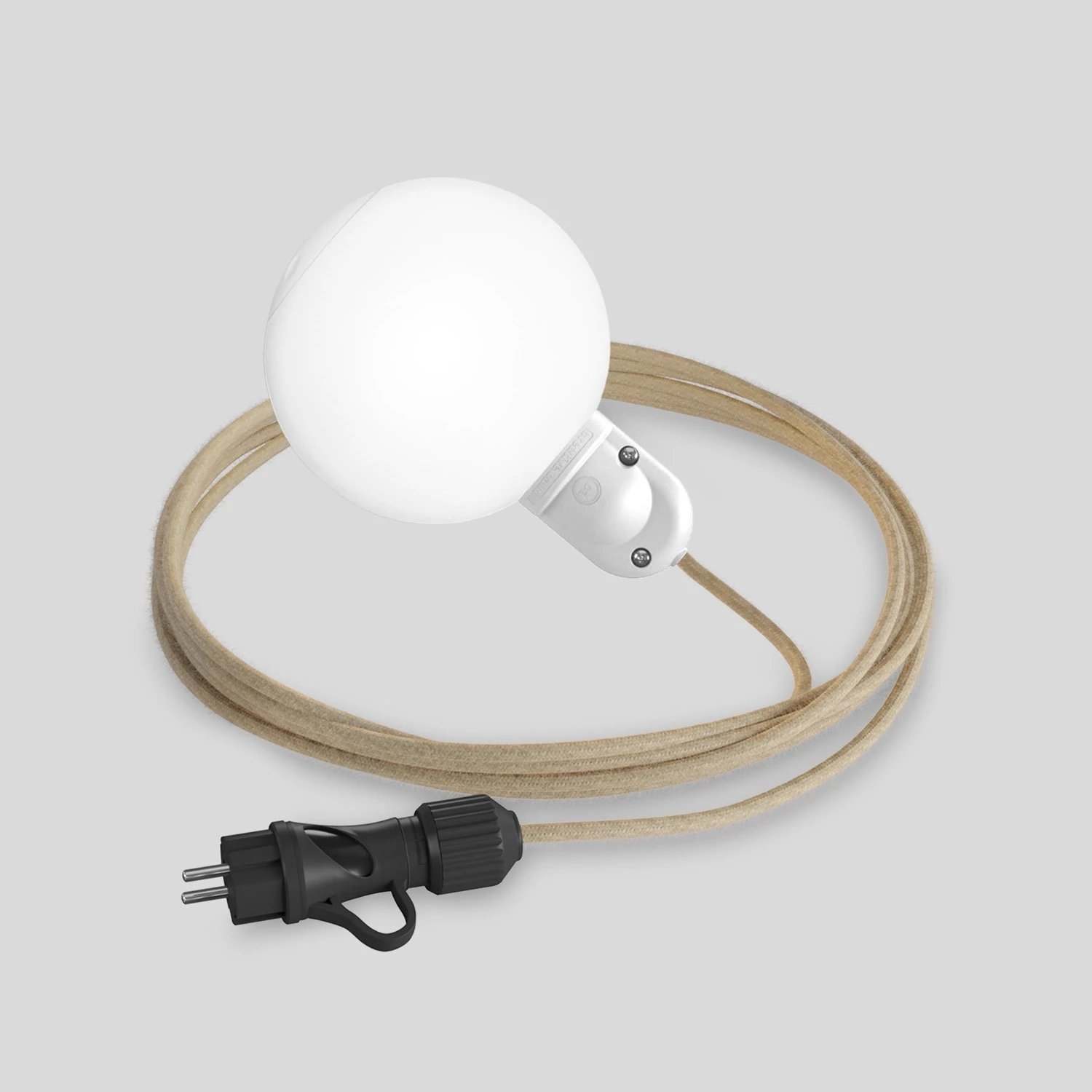 EIVA IP65 Außensteckleuchte mit bruchsicherem Unbreak-a-Ball-Lampenschirm - SN06