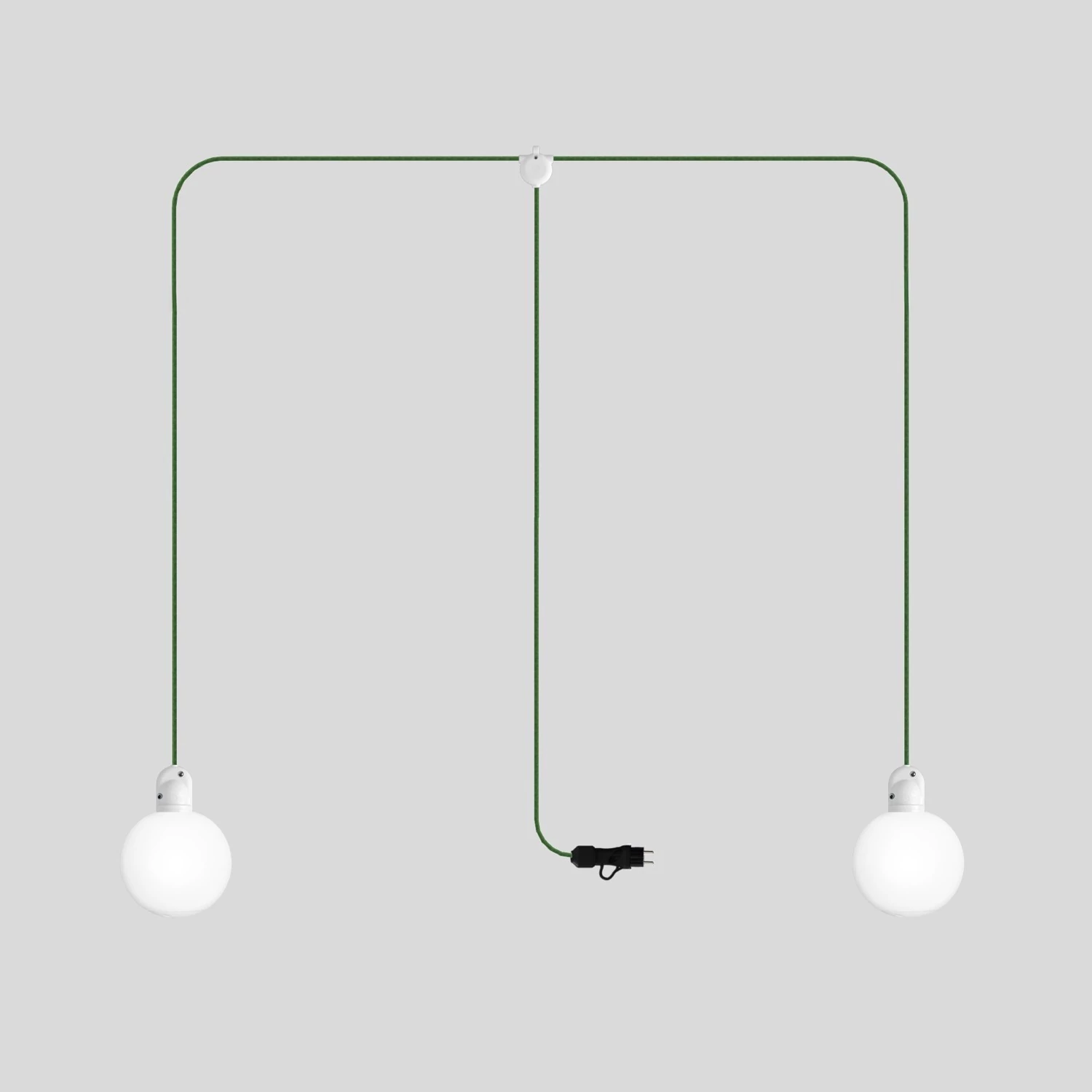 EIVA IP65 2-flammige Plug-in-Außenleuchte mit bruchsicheren Unbreak-a-Ball-Lampenschirmen