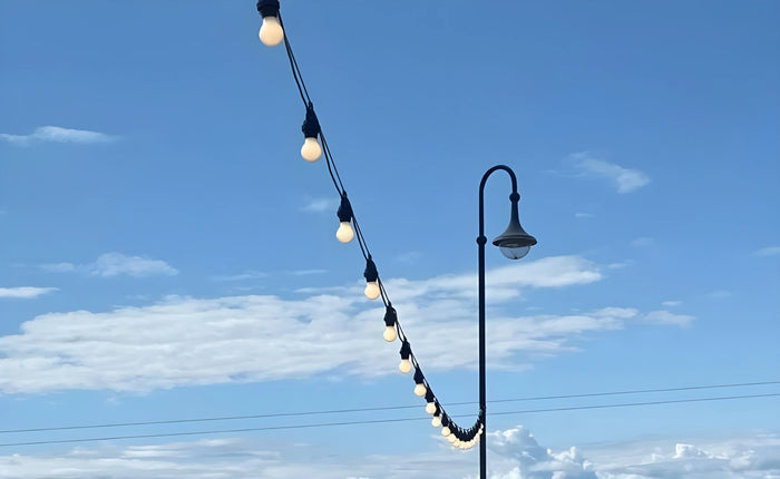 Il Mjøsfronten nella città di Hamar illuminato dal sistema EIVA