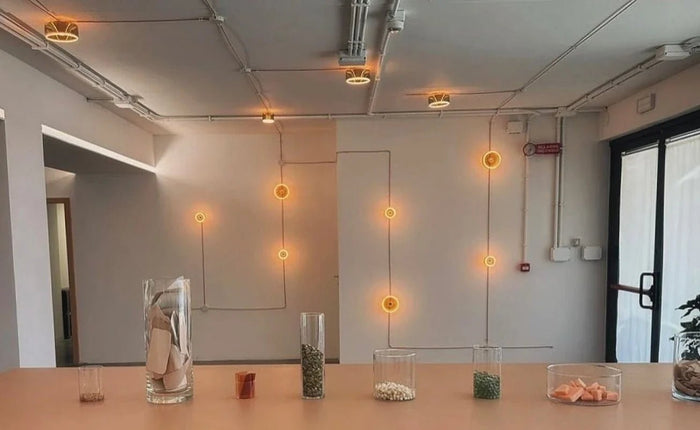 L'installazione con le lampadine Ghost accende la boutique Alysi di Roma - Creative Cables