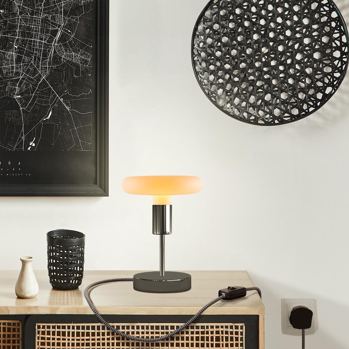 Lampada da tavolo Alzaluce Dash in metallo e spina UK - Nero perla Interruttore