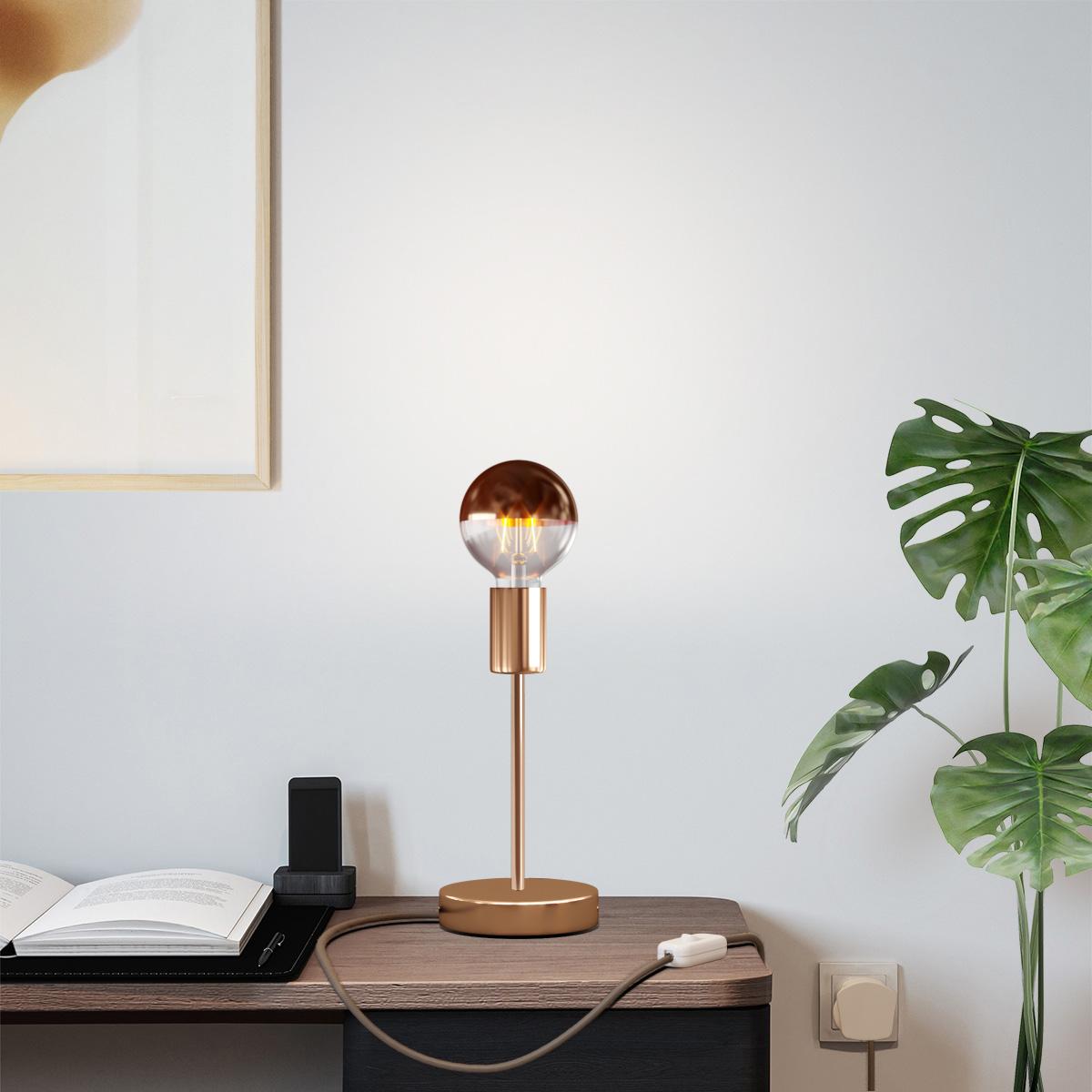 Lampada da tavolo Alzaluce Half Cup in metallo e spina UK - Rame Interruttore
