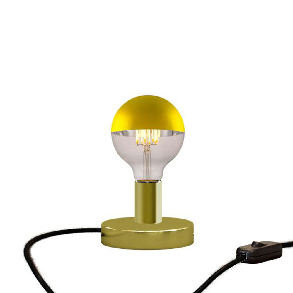 Lampada da tavolo Posaluce Half Cup in metallo e spina UK - Ottone Interruttore