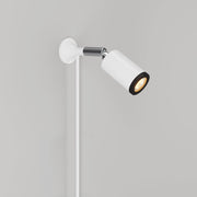 Lampada da parete MAG-Y con snodo, luce spot e spina UK - Bianco opaco