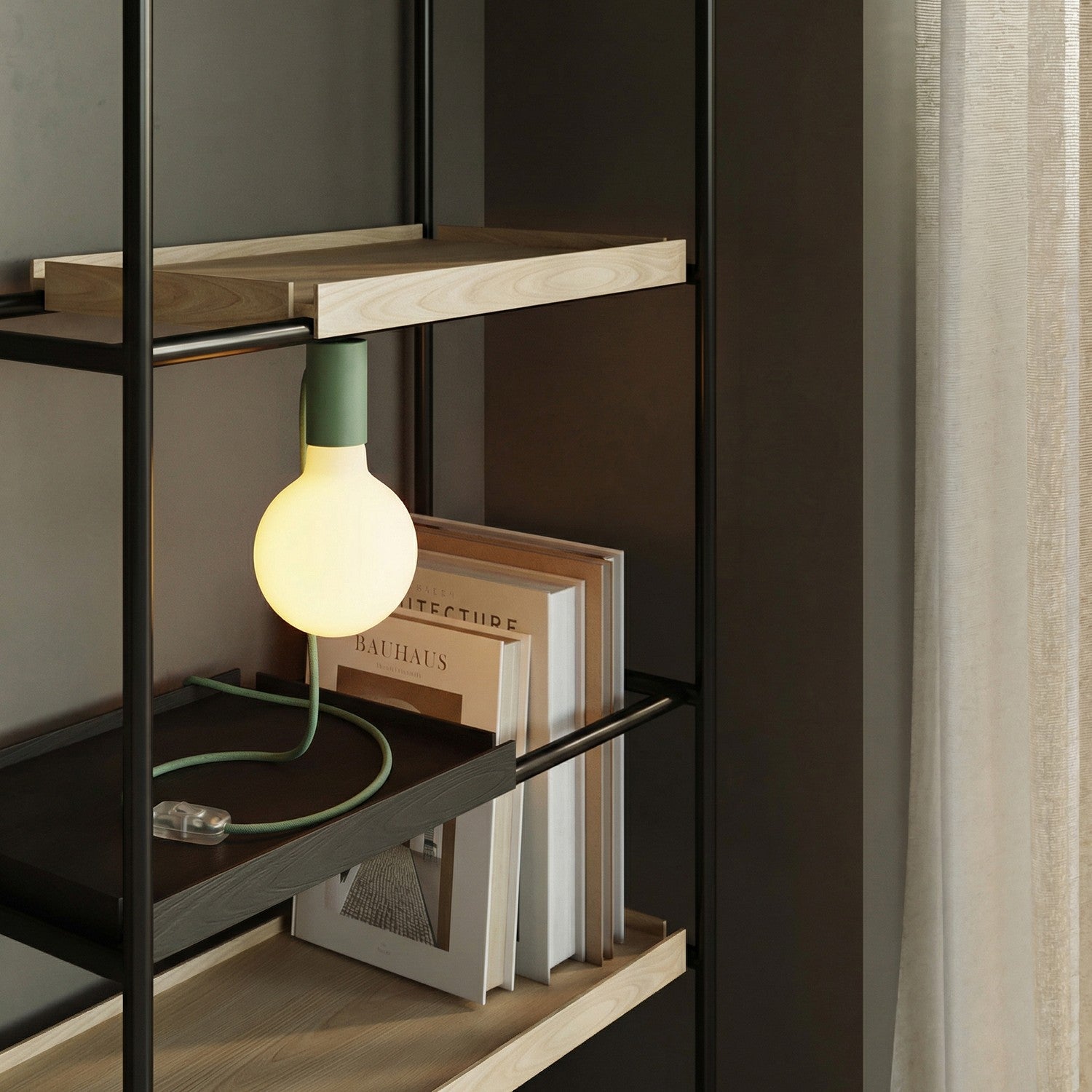 Lampada magnetica plug-in con attacco E27 e spina UK - Verde