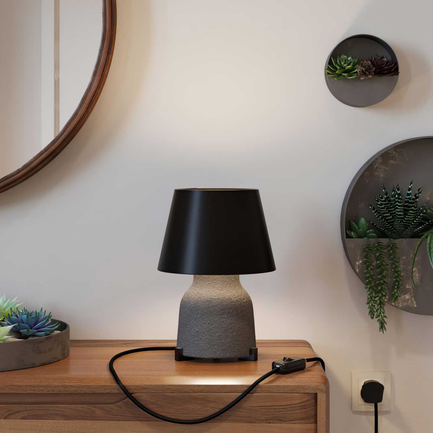 Lampada da tavolo in ceramica Vaso con paralume Impero e spina UK - Nero
